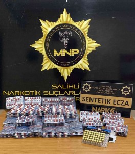 Manisa'da Bin 958 Sentetik Ecza Hap Ele Geçirildi