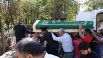 Otomobilinde boğazı kesilerek öldürülmüştü, toprağa verildi