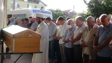 1 Yil Önce Ölen Kizi Gibi Kendisi De Kaza Kurbani Oldu