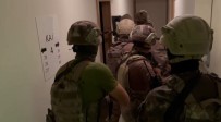 Izmir'de 'Camgöz' Ve 'Beldekler' Çetelerine Operasyon Açiklamasi 18 Gözalti