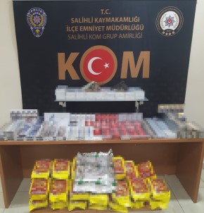 Manisa'da Kaçak Sigara Ve Çay Ele Geçirildi