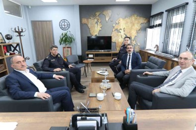 'Sifir Atik' Projesinde Ödüller Baskan Fevzi Kiliç'tan