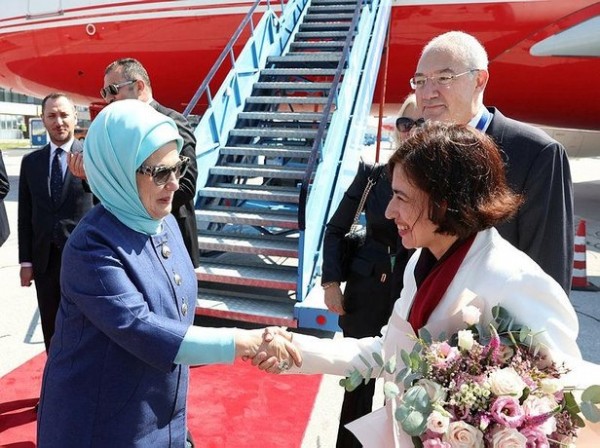 Başkan Erdoğan Bosna Hersek'te resmi törenle karşılandı!
