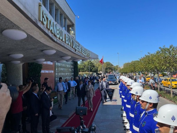 Meral Akşener, Ekrem İmamoğlu'nu ziyaret etti