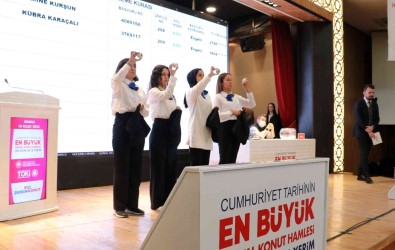 Adana'da 6 Bin 356 Konut Için Kuralar Çekilmeye Baslandi