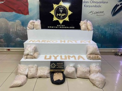 Hatay Polisi Bir Yilda 4 Bin 869 Operasyonla Uyusturucuya Darbe Vurdu