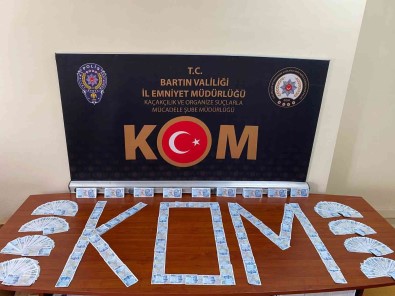 Emniyet Operasyonunda Deste Deste Sahte Para Ele Geçirildi