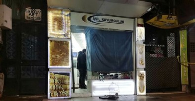 İzmir’de kuyumcu soygunu: 5 bin lira değerinde ziynet eşyası çalındı