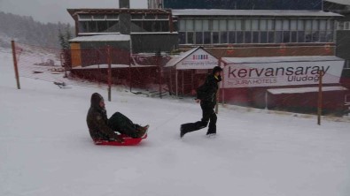 Uludag'da Kar Kalinligi 25 Santimetreye Ulasti