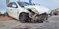 Aksaray'da Tir Otomobil Ile Çarpisti Açiklamasi 5 Yarali Haberi