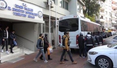 Izmir'de Organize Ve Mali Suçlarla Mücadele Çerçevesinde 222 Süpheli Tutuklandi