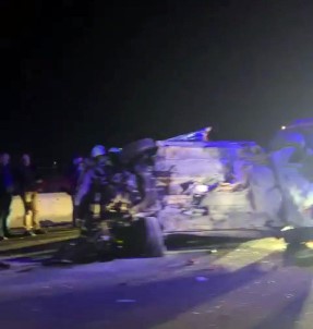 Mardin'de Trafik Kazasi Açiklamasi 4 Yarali
