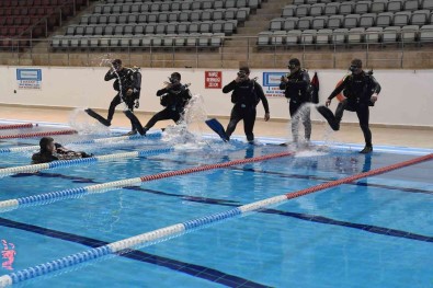Su Alti Arama Ve Kurtarma Timi Aldigi Egitimlerle Her An Göreve Hazir