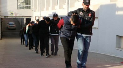 Adana'da tırdan 87 kilo esrar çıktı: 6 kişi tutuklandı
