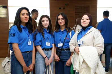 Bu Üniversite Her 4 Ögrenciden 1'I Yurt Disinda Egitim Görecek