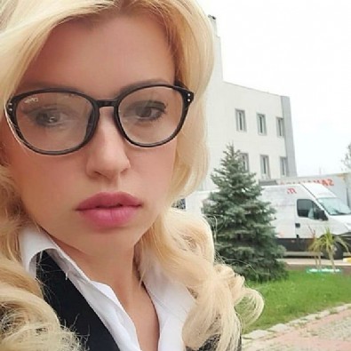 İzmir’de Belarus asıllı avukat Maryia Konak’ın 'taciz' kabusu! 6 ay boyunca... .