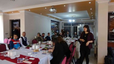 Izmit Kaymakamligindan Ihtiyaç Sahiplerine 91 Milyon TL Yardim