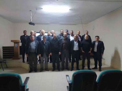 Muhtarlar Için 'Aile Okulu' Kursu Açildi