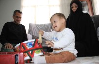 Minik Muhammet Yasama Tutunmak Için Ilik Nakli Bekliyor