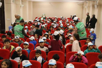 Ögrenciler Çevre Müfettisi Oluyor