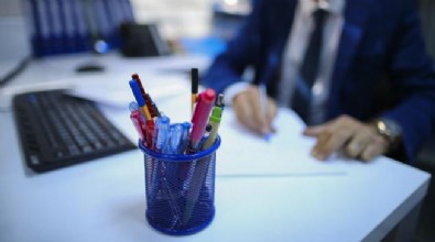 Sözleşmelilere kadro düzenlemesi komisyondan geçti...