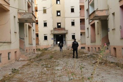 Usak'ta Aranan 44 Süpheli Tutuklandi