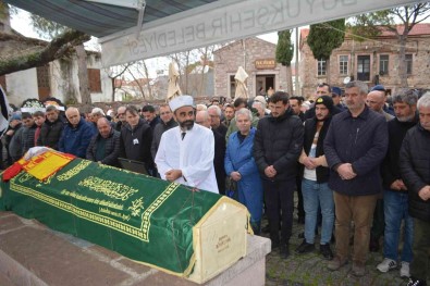 Ayvalik Belediye Baskan Yardimcisi Ersan Bahar Gözyaslariyla Ugurlandi