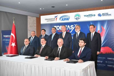 Baskan Büyükkiliç 'TOMTAS' Için Üzerine Düseni Yapti