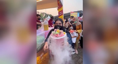 Endonezya’da sıvı nitrojenli atıştırmalık yiyen 25 çocuk tedavi altına alındı