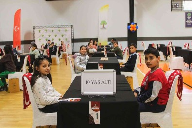 Sehadetinin 103. Yil Dönümünde Sehit Kamil'i Andilar