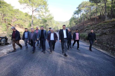 Kas Belediyesinden Dirgenler-Ortabag-Gürsu Yoluna Sicak Asfalt