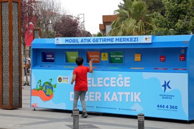 Küçükçekmece'de 3 Yilda 75 Bin Ton Atik Geri Dönüsüme Kazandirildi