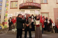 Diyarbakir'da Evlat Nöbetine 2 Aile Daha Katildi