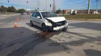 Gediz'de Trafik Kazasi, 2 Yarali