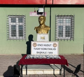 Hudut Kartallari Van Sinirinda 20 Kilogram 500 Gram Uyusturucu Ele Geçirildi