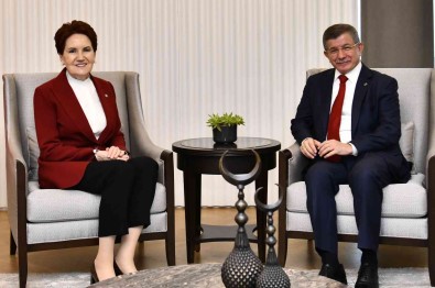 IYI Parti Lideri Aksener'den Gelecek Partisi Lideri Davutoglu'na Ziyaret