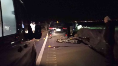 Mardin'de Yabanci Plakali Otomobile Silahli Saldiri Açiklamasi 3 Ölü, 2 Agir Yarali