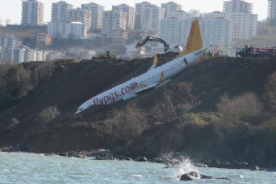 Pegasus'a ait uçak Trabzon’da pisten çıkmıştı! Pilotu yardımcısını suçladı
