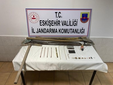 Sit Alanindaki Kaçak Kaziya Jandarmadan Suçüstü