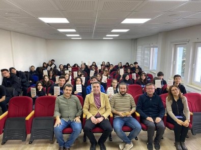 2022'De Yazar Söylesileri Hiz Kesmedi