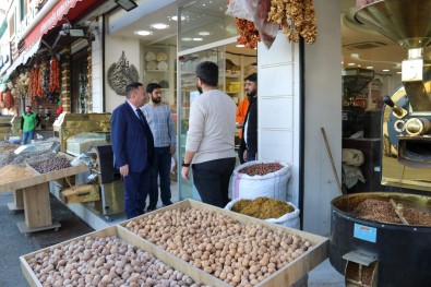 Baglar Belediye Baskani Beyoglu, Esnafin Sorun Ve Taleplerini Dinledi