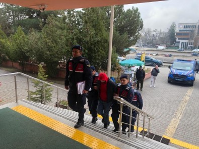 Cezaevinden Çikti, 5 Gün Sonra Hirsizliktan Tutuklandi