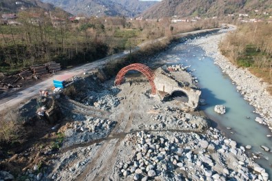 Sel Sularinin Yiktigi 400 Yillik Tarihi Tas Kemer Köprü Restore Ediliyor