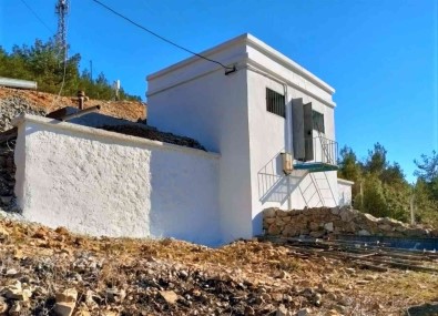 Ula'da Içme Suyu Depolarini Yeniliyor