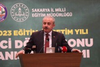 Ögrenciler Karnelerini Mustafa Sentop'un Elinden Aldi