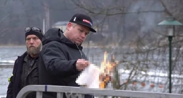 Ömer Çelik'ten İsveç'teki alçak provokasyona sert tepki