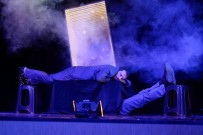 Aruz Vezni Seyirciden Tam Not Aldi