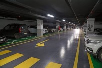 Cumhuriyet Meydani Yer Alti Otoparkina Vatandastan Yogun Ilgi