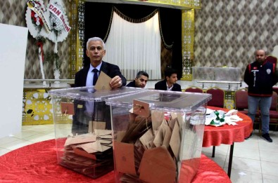 Güney Adiyaman Kooperatifinde Mevcut Baskan Yeniden Seçildi