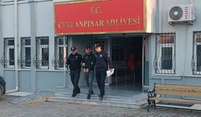 Izmir'de Hirsizlik Suçundan Aranan Zanli Sanliurfa'da Yakalandi